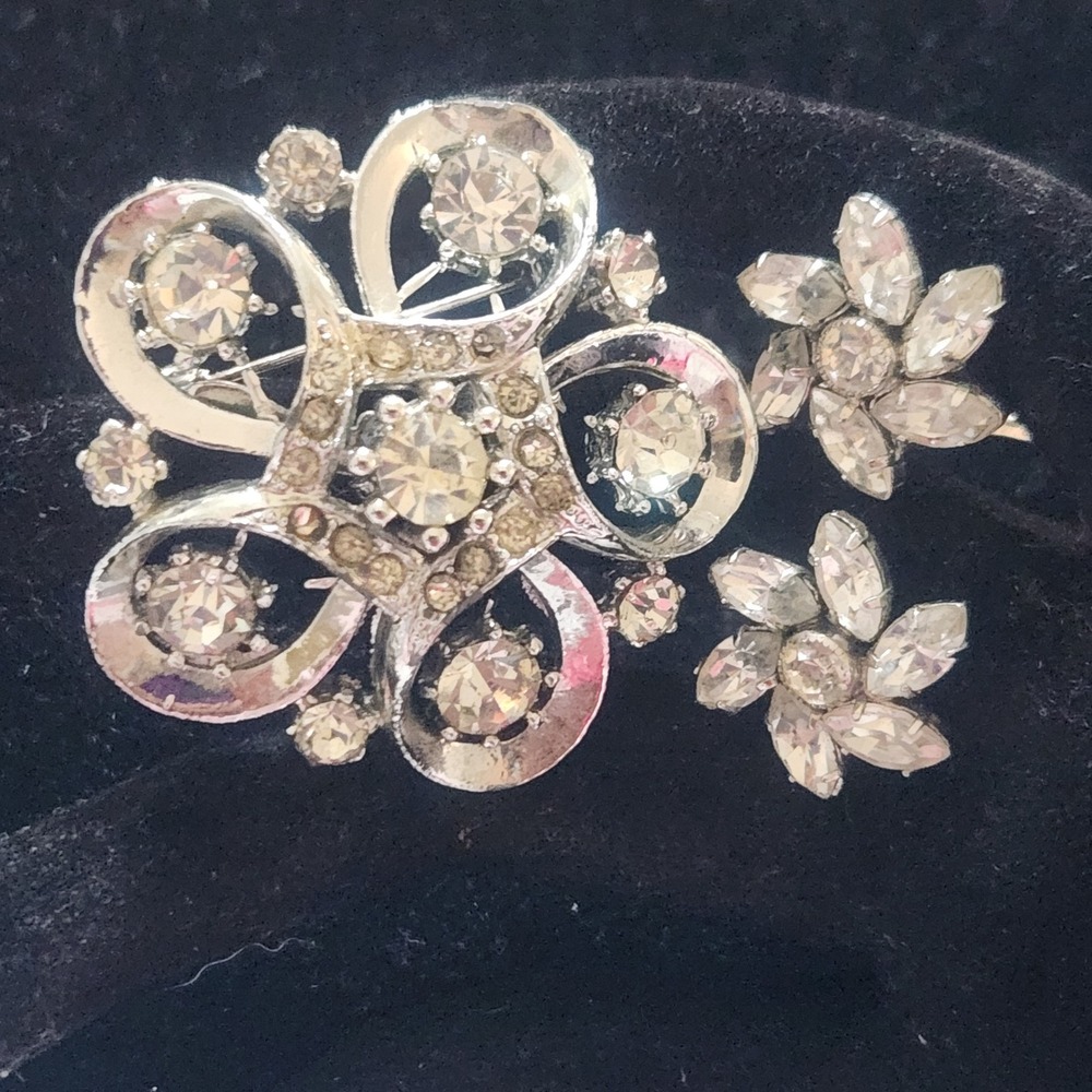 Vintage Rhinestone Brooch and Austria Clip On Earrings Set Silver Tone Floral